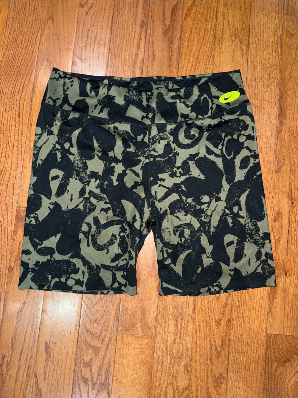 Nike Olive Green & Black Abstract Print Bike Shorts with Neon Accent